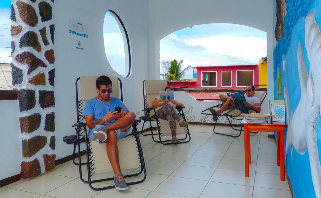 Hotel Coloma Galapagos Puerto Ayora  Dış mekan fotoğraf